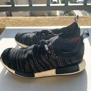 Nmd r1 stlt
